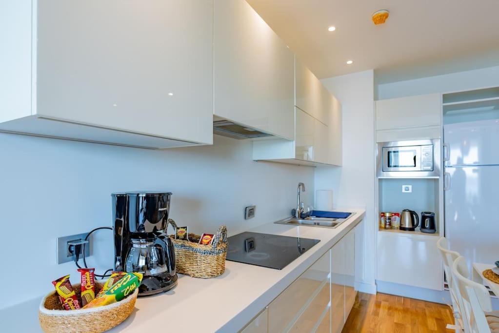 Golden Stones House Sea And Lake View 이스탄불 외부 사진