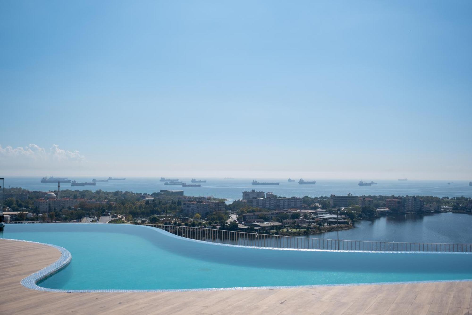 Golden Stones House Sea And Lake View 이스탄불 외부 사진