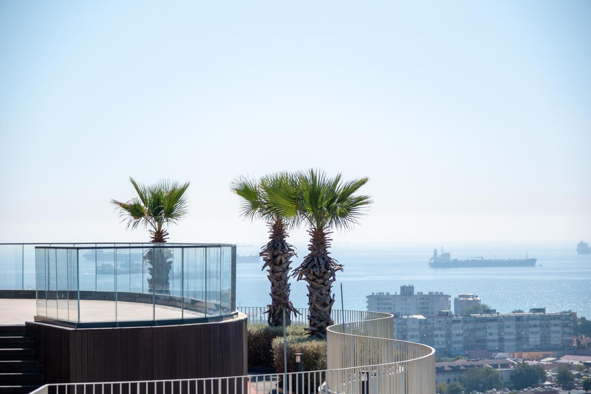 Golden Stones House Sea And Lake View 이스탄불 외부 사진